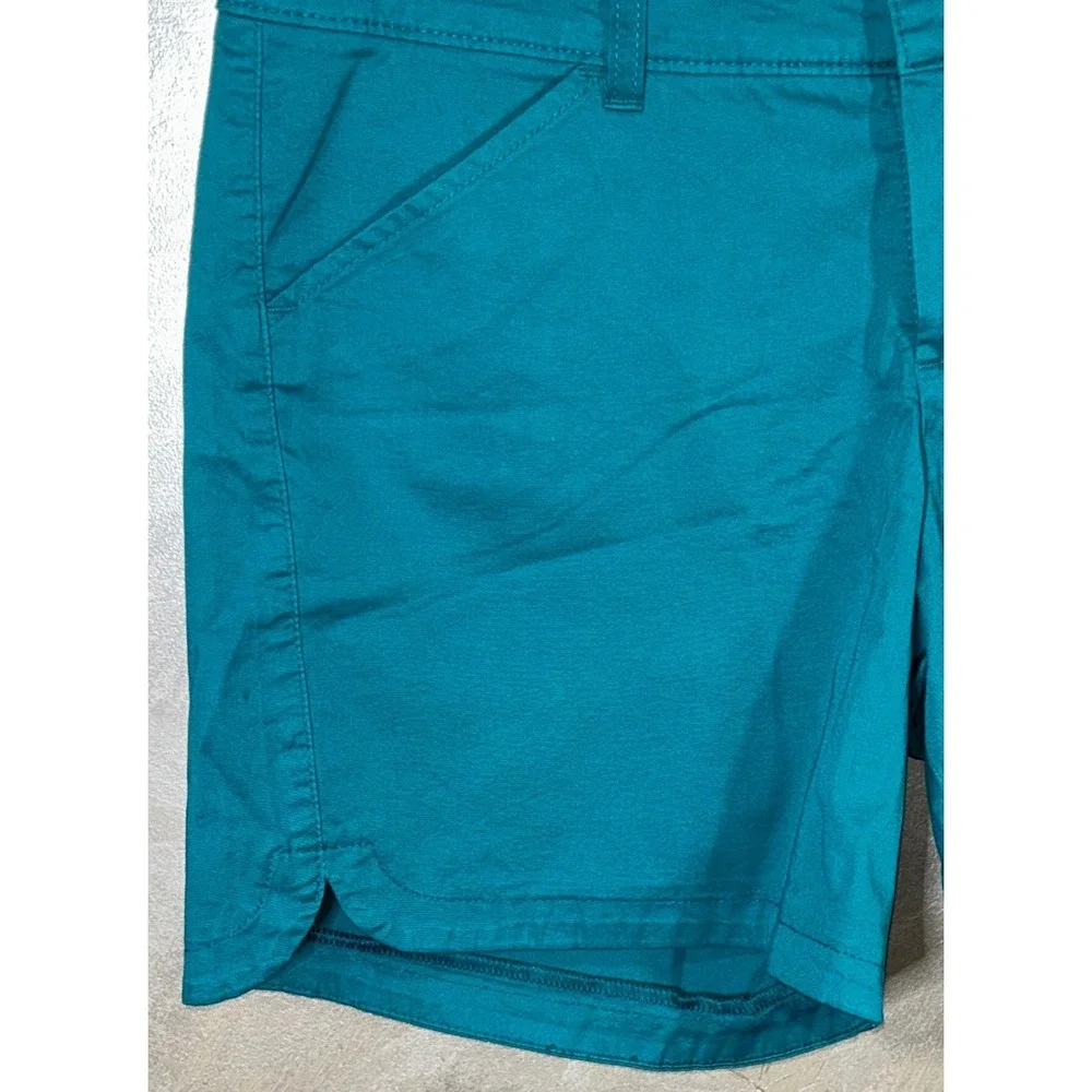 Lee‎ Natural Fit Calypso Teal Shorts Woman's Size 6 Medium NWT Instantly Slims